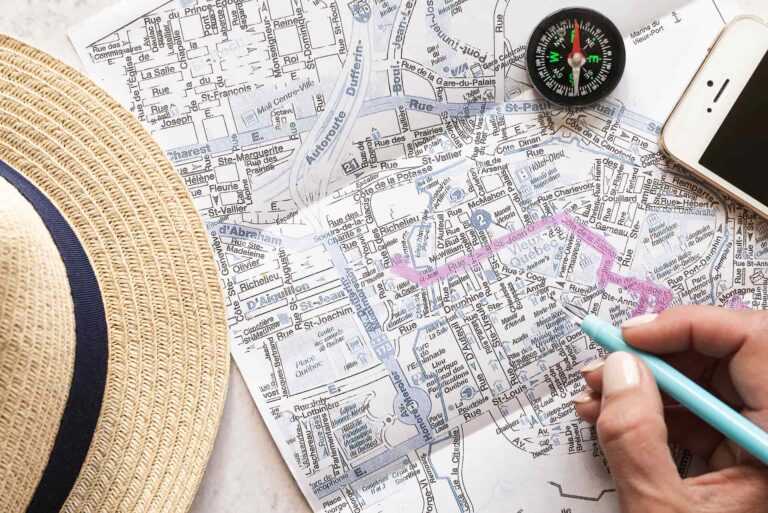 close-up-traveler-accessories-map 1 (1)